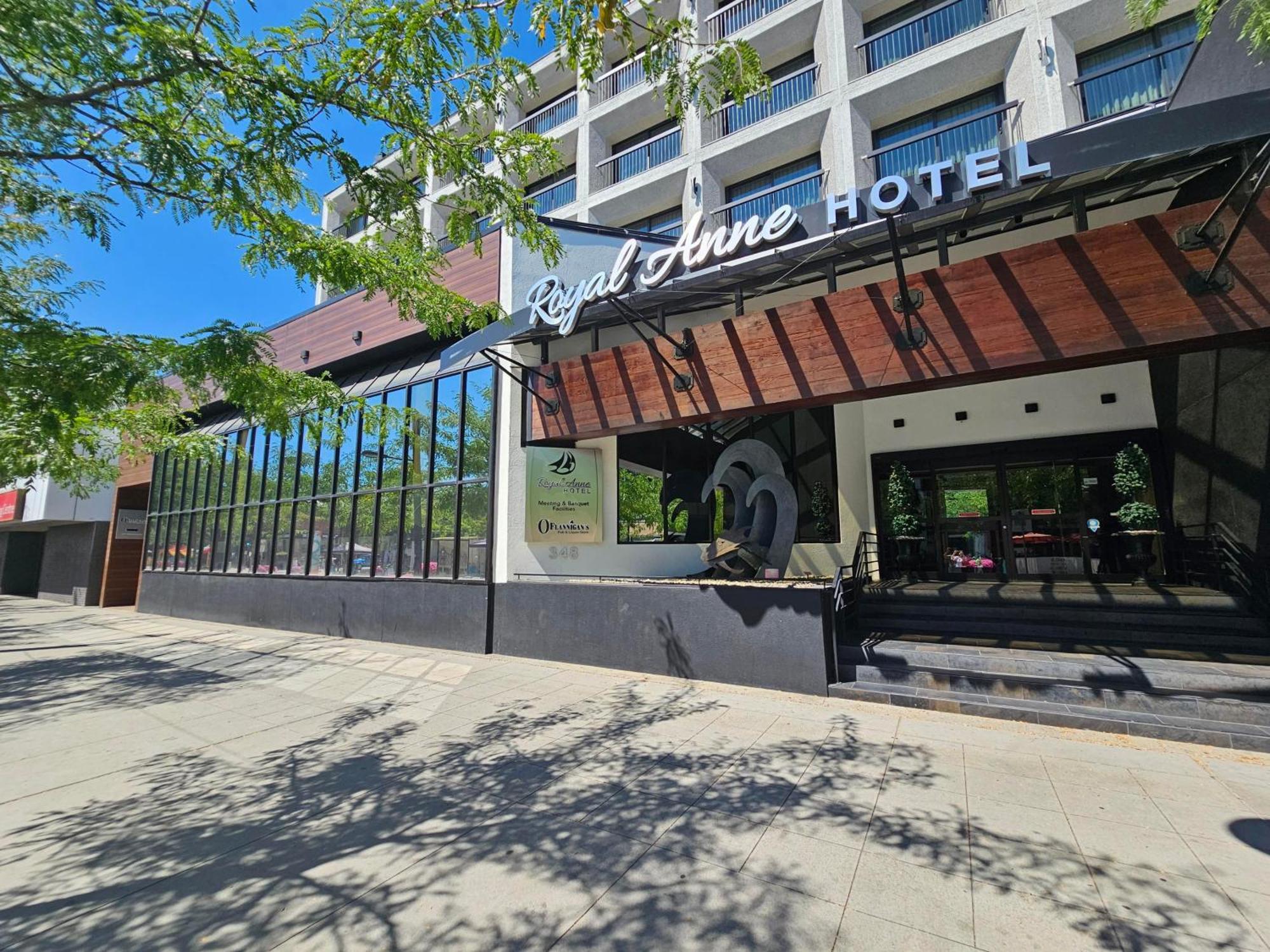 5 Smart Business Hotels in Downtown Kelowna Worth Booking