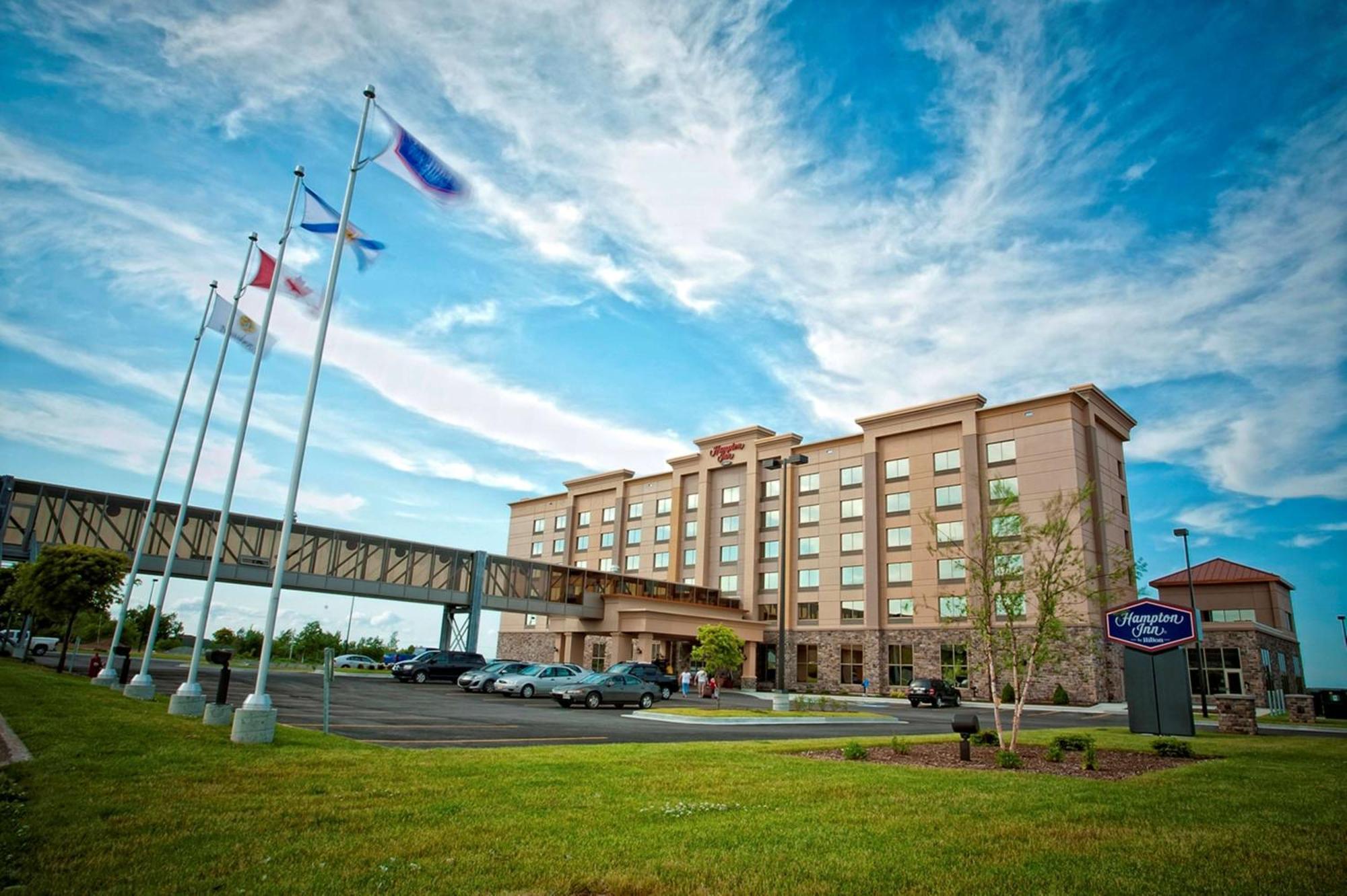 Staying In Nova Scotia: 7 Business Hotels Compared