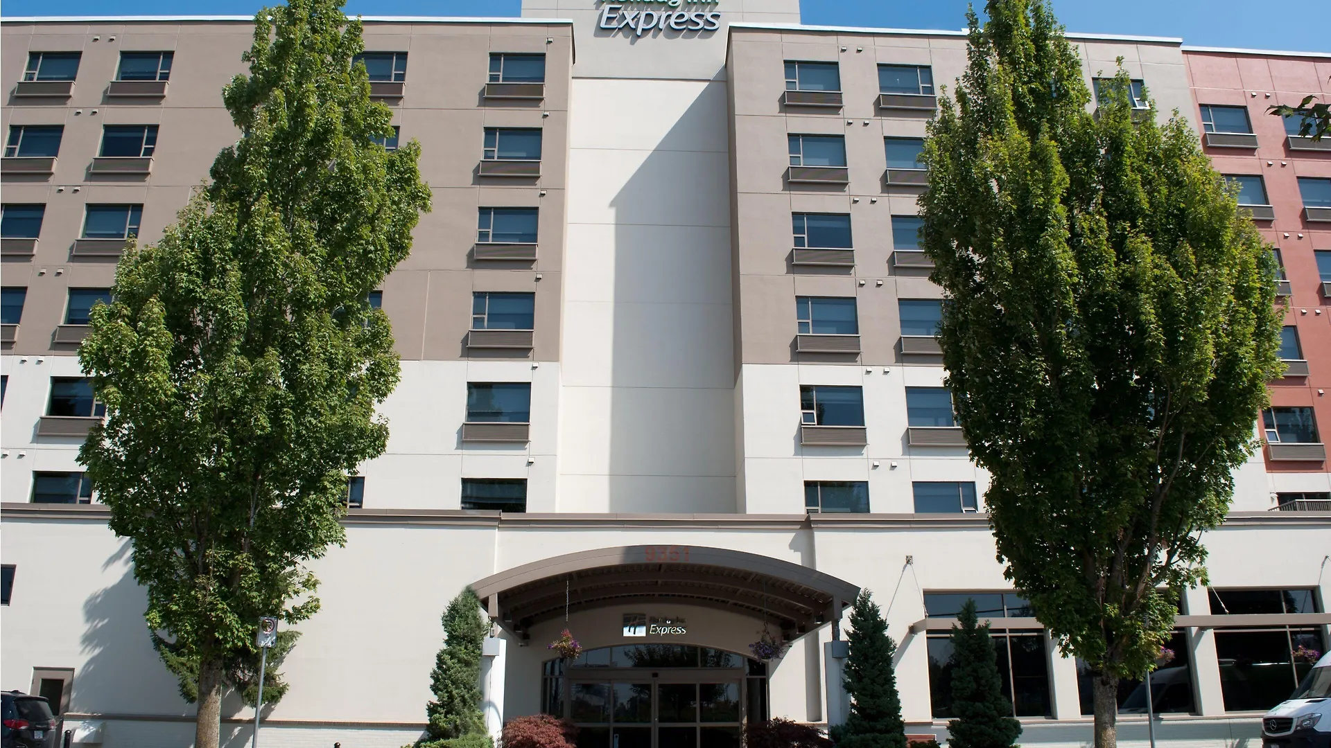 4 Business Hotels in Richmond City Centre That Stand Out