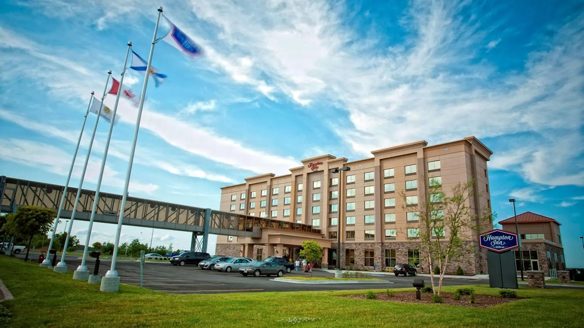 Staying In Nova Scotia: 7 Business Hotels Compared